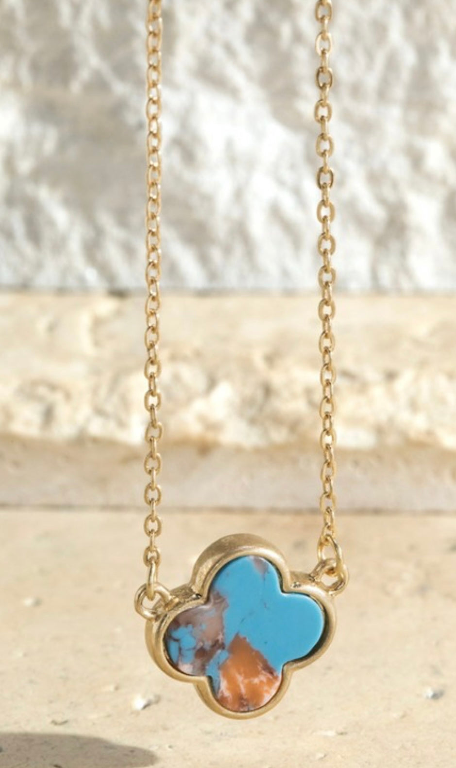Clover Pendant Necklace