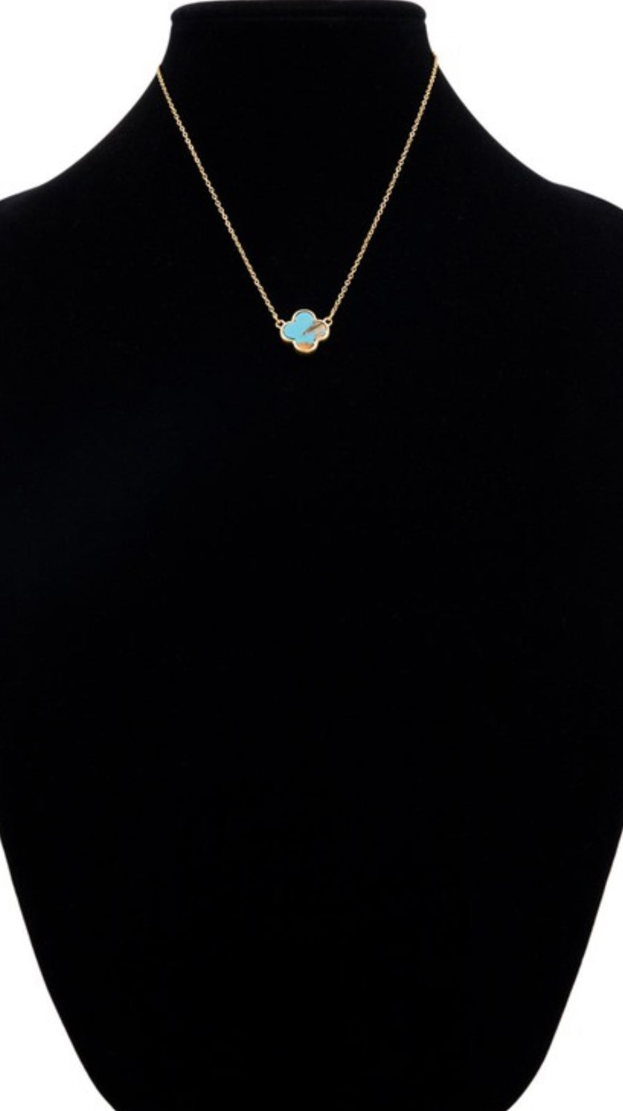 Clover Pendant Necklace