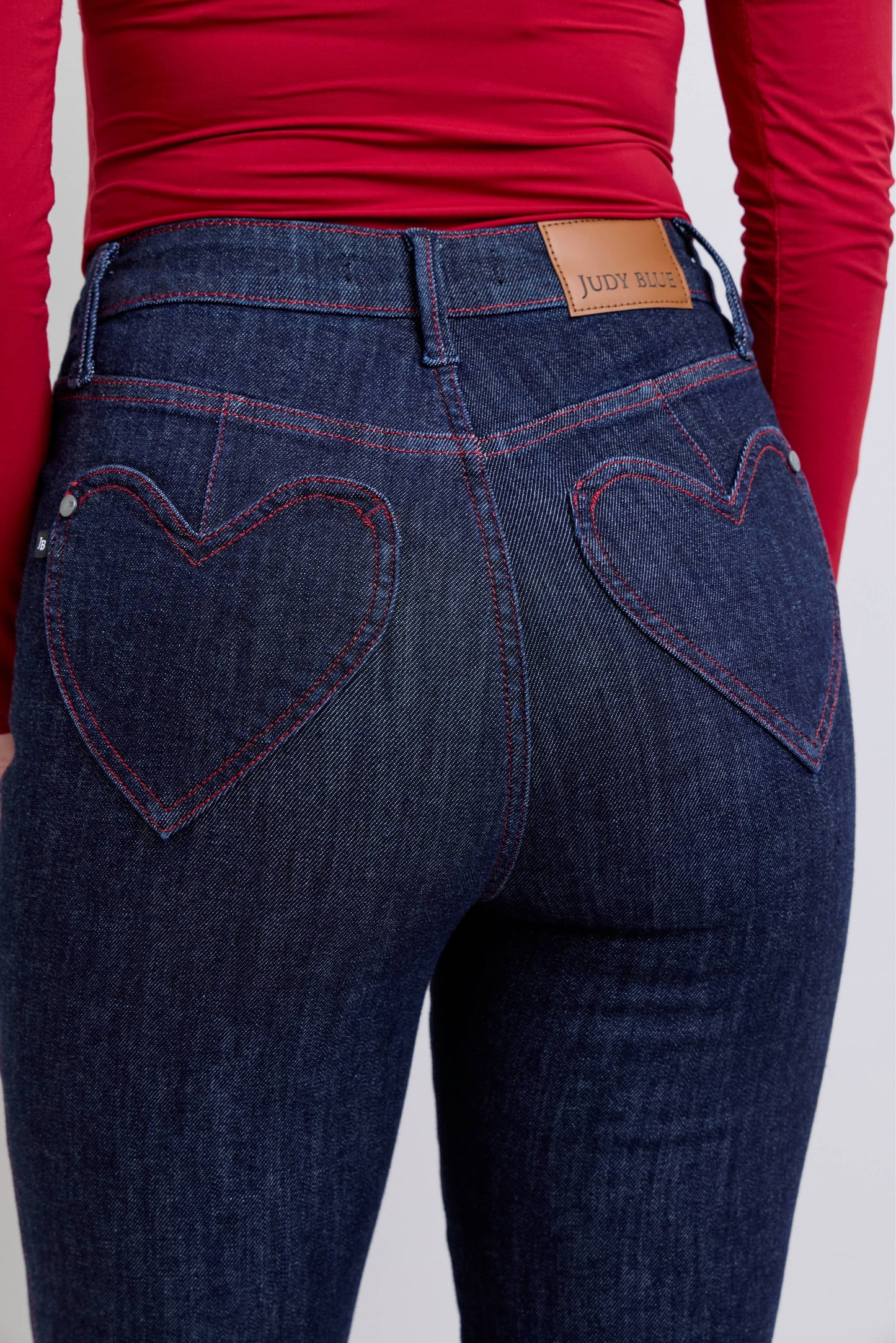 HW Heart Shaped Back Pockets Skinny