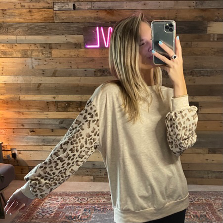 Round Neck Animal Print Top